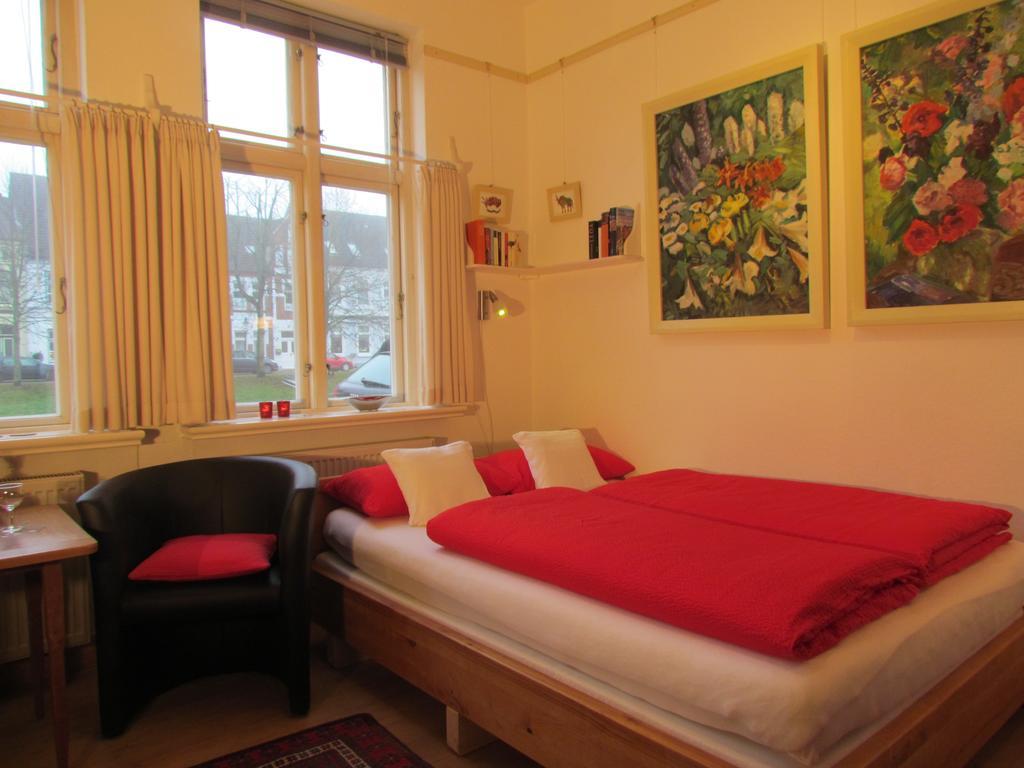 Apartments Im Froschhaus Mit Fruehstueckskuechen Friedrichstadt Kültér fotó